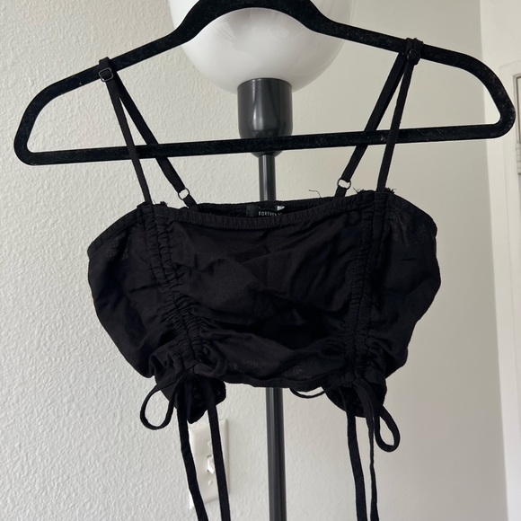 Drawstring Ruched Side Crop Top - Picture 4 of 6